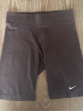 Nike Women’s Brown Performance Bike Shorts